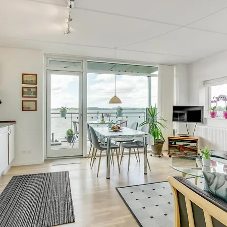 Daire 2 Bedroom In *